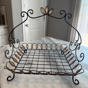 Pier 1 Wrought Iron Orange Beaded Basket Centerpiece With Handle Scalloped
